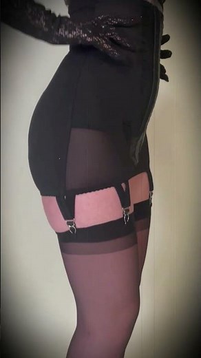 The girdle that we dream about🖤 #lingerie #girdle #alternativefashion #hosiery #vintageaccessories