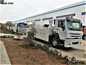 [Hot Item] Sinotruck 10t Heavy Duty Rollback Removal Recovery Trailer Tow Towing Wrecker Truck