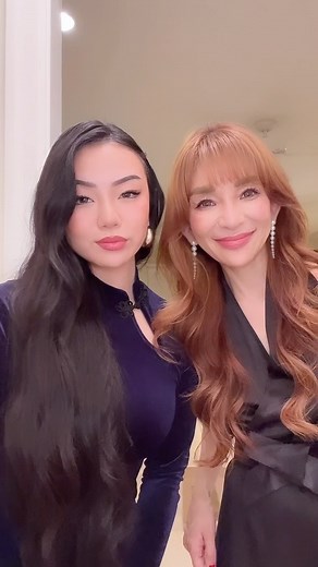 Yuko Lee on Instagram: "とにかく似てる(笑) 次女ありす23歳 @aliceyams まりあのように長女っぽく 気を遣う事も知らないので ケンカもよくします。 そして体裁役はビクター🤣🤣🤣 お父さんみたいです 面倒な女が家にふたり って思われてるはず🫣 面倒な分 楽しいはず(勝手にそう思ってる) #reelsinstagram #reelitfeelit #reeltrending #hawaiistagram #娘#親友#次女同士🤣"