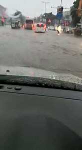 LUSAKA: Floods pound Lusaka after a heavy downpour. | Zambian Digest