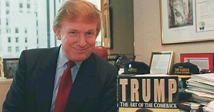 Sách 'Nghệ thuật hồi sinh' của cựu Tổng thống Trump sốt giá