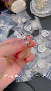 272 reactions · 136 comments | Nhẫn lu thống siêu siêu HOT ạ. Titan không gỉ. Rửa nước thoải mái. Bảo hành 6 tháng. Giá chỉ 59k #nhan #luthong #Titan | Tổng Kho SST - Trang Sức Phụ Kiện Titan | Facebook