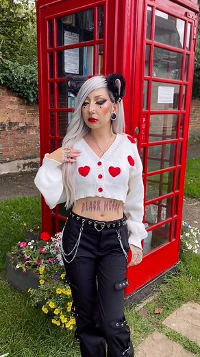 Matching the Photo Booth in red 🥰Outfit from ROMWE ❤️😍*Gifted*Use code natymetal at romwe.com #ROMWE #ROMWEhaul__________ #cardigan #metalchicks #uk #england #ukinfluencer #alternativestyle #alternativemodeling #metalgirls | NaTyMeTaL