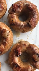 Three words: Maple. Bacon. Doughnuts. 🍩 Are you Team Savory or Team Sweet? (We’re both!) Tell us in the comments. ✨ 106 calories 5 g protein 11 g carbs 1 g fiber 4 g fat 2 g sugar = 4–5 Points® for 1 doughnut What you’ll need: ✔️ Cooking spray - 4 sprays ✔️ Whole wheat pastry flour - 1 cup ✔️ Baking powder - ¾ tsp ✔️ Table salt - ¼ tsp ✔️ Unsweetened applesauce - ⅔ cup ✔️ Maple syrup - 2 Tbsp, divided ✔️ Vanilla extract - 1 tsp ✔️ Egg - 1 large egg ✔️ Powdered sugar (confectioner's) - ¼ cup ✔️ 