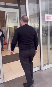 10K views · 115 reactions | Direttamente dal nuovissimo Store di Casoria, la grande Famiglia PIAZZA ITALIA vi Augura Buone Feste! 朗 | Piazza Italia - Pagina Ufficiale | Facebook