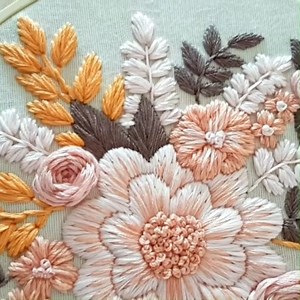 Amazing Flower Hoops Embroidery Design #embroidery #floral #stitch #trending | Embroidery Skills ideas