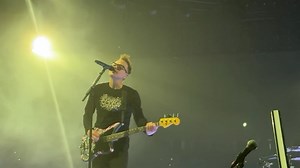 4.4K views · 200 reactions | Tonight "Wendy Clear" made its debut on the setlist for this tour at the Dickies Arena, Fort Worth, Texas 鸞️  Jacob C  . Esta noche "Wendy Clear" hizo su debut en el setlist de la gura, ocurrió durante el show en el Dickies Arena, Fort Worth, Texas . #blink182 #tomdelonge #travisbarker #markhoppus | Blink182Chile | Facebook