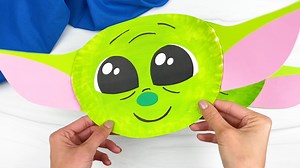 💚 Paper Plate Yoda Craft ✂️ Get the template on the blog | Simple Everyday Mom