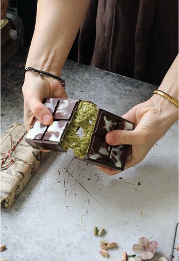 Homemade Dubai Chocolate Bar Recipe