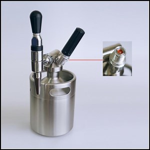 [Hot Item] Home-Brew Stainless Steel 304 Beer Keg Mini Draft Beer Growler with Sleeves Single Wall 2 L Beer Keg