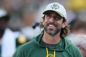 Aaron Rodgers: Shailene woodley| Girlfriend - sportsjone