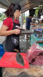 2.4M views · 37K reactions | Minivlog | Hiwa serye ng 32Kgs yellowfin tuna | inihaw na tuna belly,kinilaw at sabaw pagsasaluhan namin ng aking mga bisita殺 #fblifestyle | Mommy Hearty | Facebook