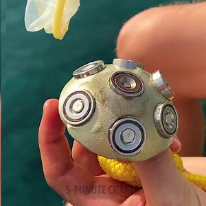 65K views · 305 reactions | Bee-themed delights! Cute honey crafts made by masters. | 5-Minute MAGIC | Facebook