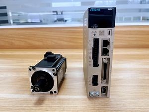 [Hot Item] Precision CNC Machine Electrical Motor Driver for Enhanced Control