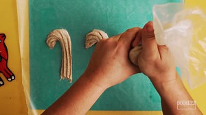 ☃️ What better way to enjoy the holidays than by making sweet-sweet churros? This mouthwatering recipe will only take you 30' and it couldn't be easier!! Make it a little bit extra and serve with a side of hot chocolate and dulce de leche  Find the full recipe here  https://bit.ly/3gpRADi | Cocina | Facebook