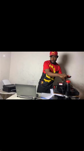 Com estes três materiais, tu podes fazer muito dinheiro na tua zona. 🙏 Montar uma gráfica com pouco dinheiro nunca foi tão fácil 🙏😃❤️ . Geração do Hustler ✅ | Geração do Hustler