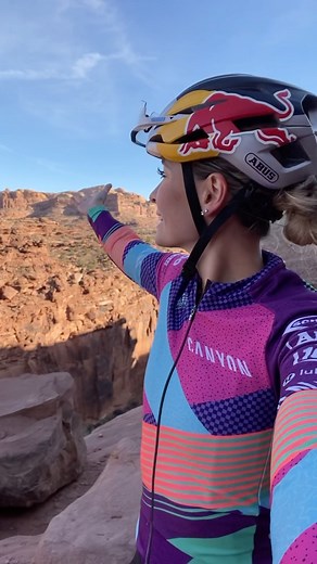 Emily Batty on Instagram: "2️⃣4️⃣ Hours in Moab! Just enough time for a couple Captain Ahab laps 😜 #CanyonMTBracing #LiterallyRockOn"