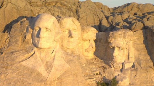 Mount Rushmore to host fireworks despite fire risk