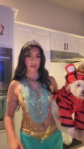 Jasmine Halloween Costume Ideas for Your Celebration