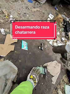 Limpiando a full Raza chatarrera #raybanmeta #fyp #cobre #ford #deposito