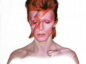 √ Amanda Lear: "David Bowie faceva un po' schifo"