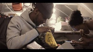 Ambush Buzzworl receiving his Clipper x HOT BOXED 420 Exclusive Top Shelf! 💚🔥 • Filmed and Produced by @hotboxedtv Track - Man Can’t by Ambush Buzzworl • USE CODE CLIPPER20 FOR 20% OFF YOUR FIRST SUBSCRIPTION BOX | clipperuk