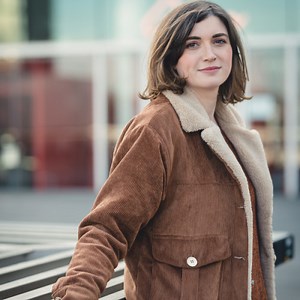 Claire - Prof de montage vidéo à Paris - 100€/h  - 12 avis  - 50  élèves accompagnés