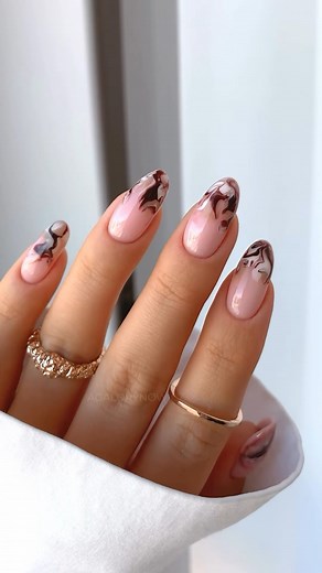 ✨ Dive into the swirl trend with @semilac! 🌀💅 Create captivating swirl nail art using these chic shades: 029 Espresso 138 Perfect Nude for a soft, understated base 155 Ivory Cream Unleash your creativity and swirl these colours to achieve a sophisticated yet playful look that’s perfect for any occasion. Whether you’re a nail art newbie or a seasoned pro, these shades make it easy to add a twist to your nail game! #Semilacuk #SwirlNails #NailArt #ManicureIdeas #NailTrends #PerfectNude #Espresso