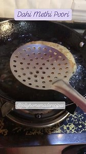 11 reactions | A small video of making Crispy Dahi Methi Poori (Indian Puffed Bread with Fenugreek) https://www.jollyhomemaderecipes.com/2019/03/dahi-methi-poori-how-to-make-crispy.html #jollyhomemaderecipes #methipoori #dahimethipoori #methipuri #holispecial #friedbread | Jolly Homemade Recipes | Facebook