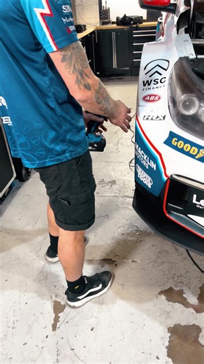 Watch the Draper D20 Impact Wrench and Evolution Creeper in action as they team up to get the job done 🤝 @EXCELR8Motorsport #DraperTools #EXCELR8Motorsport #Sponsorship #BTCC #GarageGoals #AutomotiveTools | Draper Tools