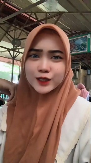 21K views · 1K reactions | kancani aku mass #arrumakhma #jatenggayeng #javasoft #jowo #jateng #jawatengah #kembangdesa #desa #virals #viralreels #fyp | Arrum Akhmaa | Facebook