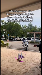 Ketibaan Tun Dr Mahathir Mohamad ke program pembuka bagi tahun 2024 "MINDA NEGARAWAN" #TunMahathir #FazliMohammad #MindaNegarawan #InspirasiChannelz #ApakataMalaysia | Ahmad Fazli Mohammad