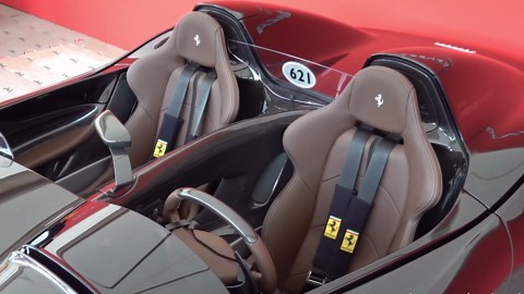 Ferrari Monza SP2: eleganza e potenza in pista
