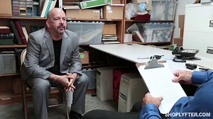 Ariel Mcgwire girl being forced to suck cock Case No 6998421 Shoplyfter