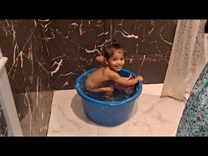 Bathing Bathing Kids.