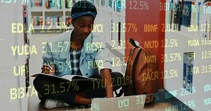 Student Öffnen Notebook und Aktivieren animierter: Stockvideos & Filmmaterial (100 % lizenzfrei) 3912393723 | Shutterstock