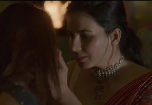 Best lesbian kiss I've ever seen 🥵🔥