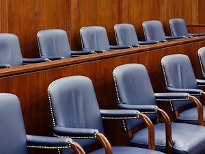 Controversial Crypto Lawyer Kyle Roche Pulls Out of Nexo, Binance.US, Solana and Dfinity Lawsuits