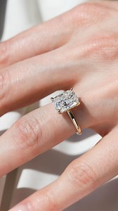 1K views | We are ending this week on a very sparkly note. 朗 #jewellery #diamondring #diamonds #love #finejewelry | Beaudell Diamonds | Facebook