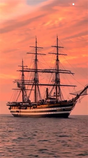 5.2K views · 592 reactions | La Nave Amerigo Vespucci, simbolo...