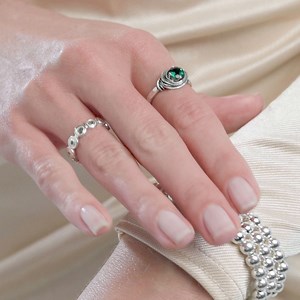 This month is all about  emerald. May’s beautiful birthstone symbolizes wit, eloquence, and foresight. Tag the May baby in your life! #MayBirthstone #MayBirthday #Emerald | Silpada Designs | Facebook