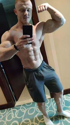 Muscle worship! Muscle God! Dominant! Shredded! The best flex church muscle worship