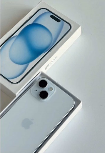 Unboxing iPhone 15 Blue — First Look and Quick Overview