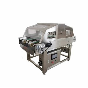 [Hot Item] Commercial Bread Tray Arranging Bread Pan Oil Spraying Machine for Cake