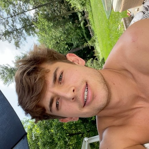 Brian Altemus on Instagram: "Today’s office"