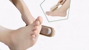 1Pc Callus Corn Foot File Remover Pumice Stone Brush Foot Scrubber Exfoliator Double Side with Pumice Stone and Bristle Brush Heel Scraper Pedicure File Removes Dead Skin for Men Women Tools