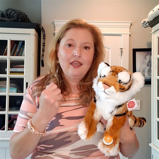 How does a hunter catch a tiger? Danik knows! Tiger’s Tale is now available for preorder. Get your copy here: Amazon - https://shorturl.at/G41Qc #tigerscurse #tigerstale #fantasy #tiger | Colleen Houck