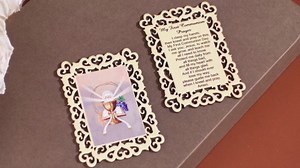Leinuosen 24 Pcs First Holy Communion Prayer Cards Wood Religious Holy Card for Church Prayers Catholic Prayer Cards First Communion Christening Engrave Guest Gift Catholic Gifts
