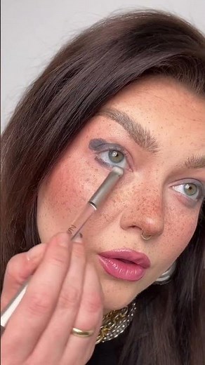 🚨 PSA: NEW NAKED Metal Mania is avaliable now at UrbanDecay.com #UDMetalMania #urbandecay #eyeshadow