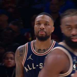 Damian Lillard came out on FIRE in the first half for the East! 🥵️ #NBAAllStar 22 PTS | 3 AST | 6 3PM | NBA
